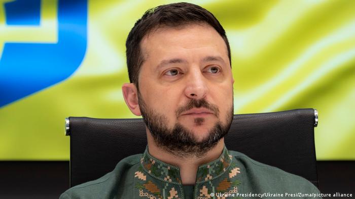 泽连斯基：顿巴斯已成“人间地狱”